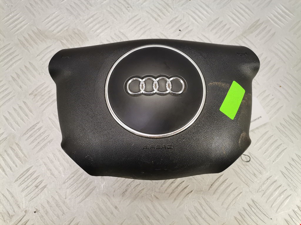 Подушка безопасности в рулевое колесо AUDI A4 B6 2001-2005