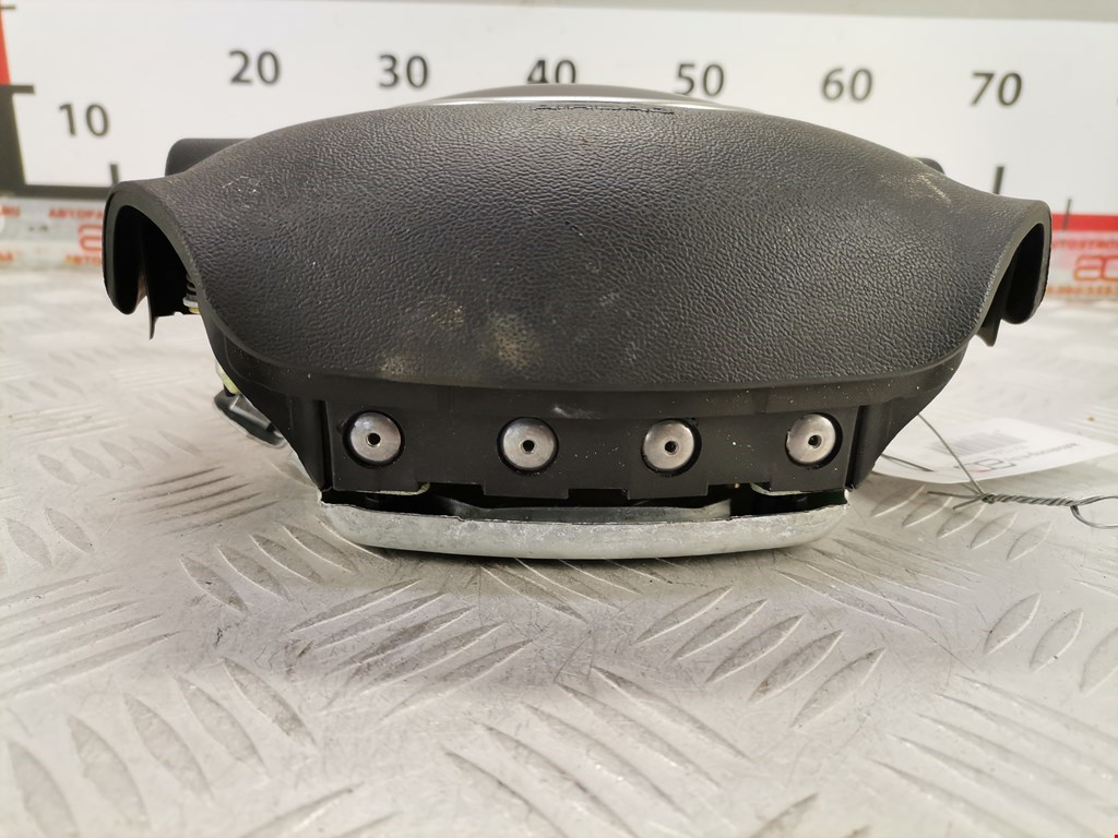 Подушка безопасности в рулевое колесо AUDI A4 B6 2001-2005