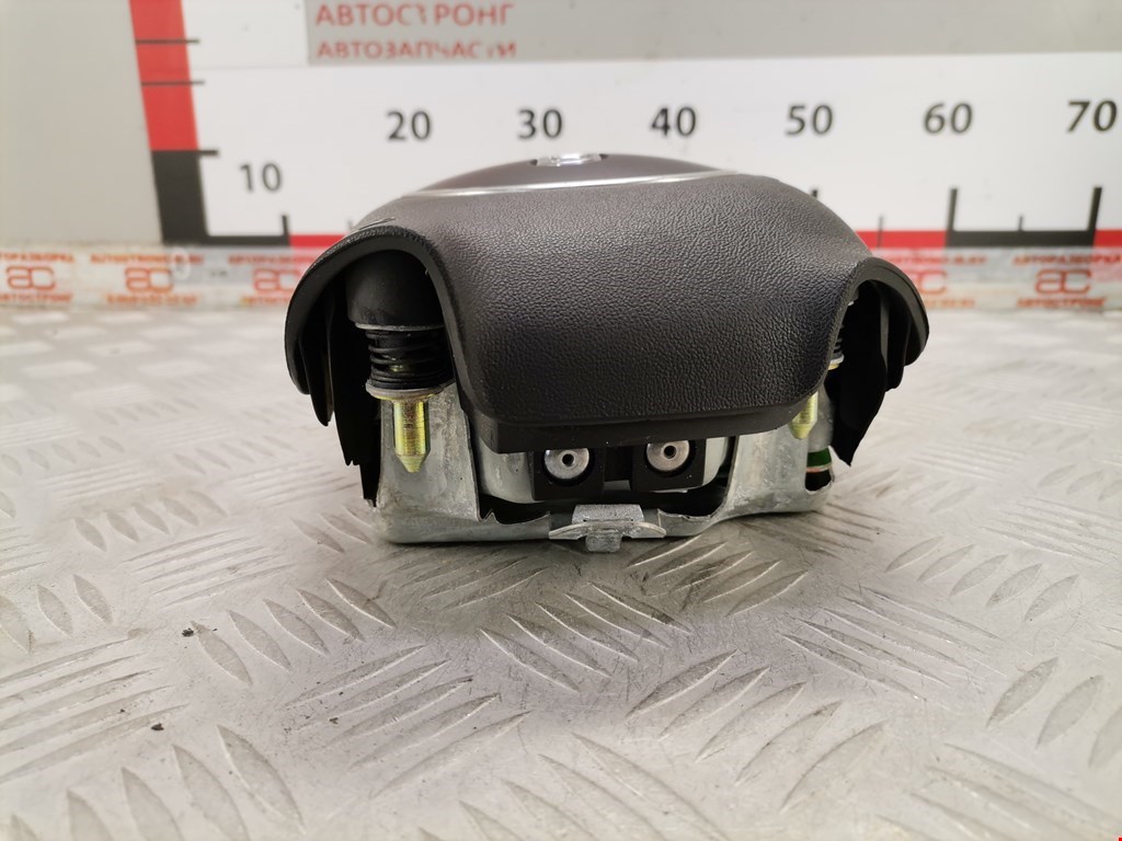 Подушка безопасности в рулевое колесо AUDI A4 B6 2001-2005