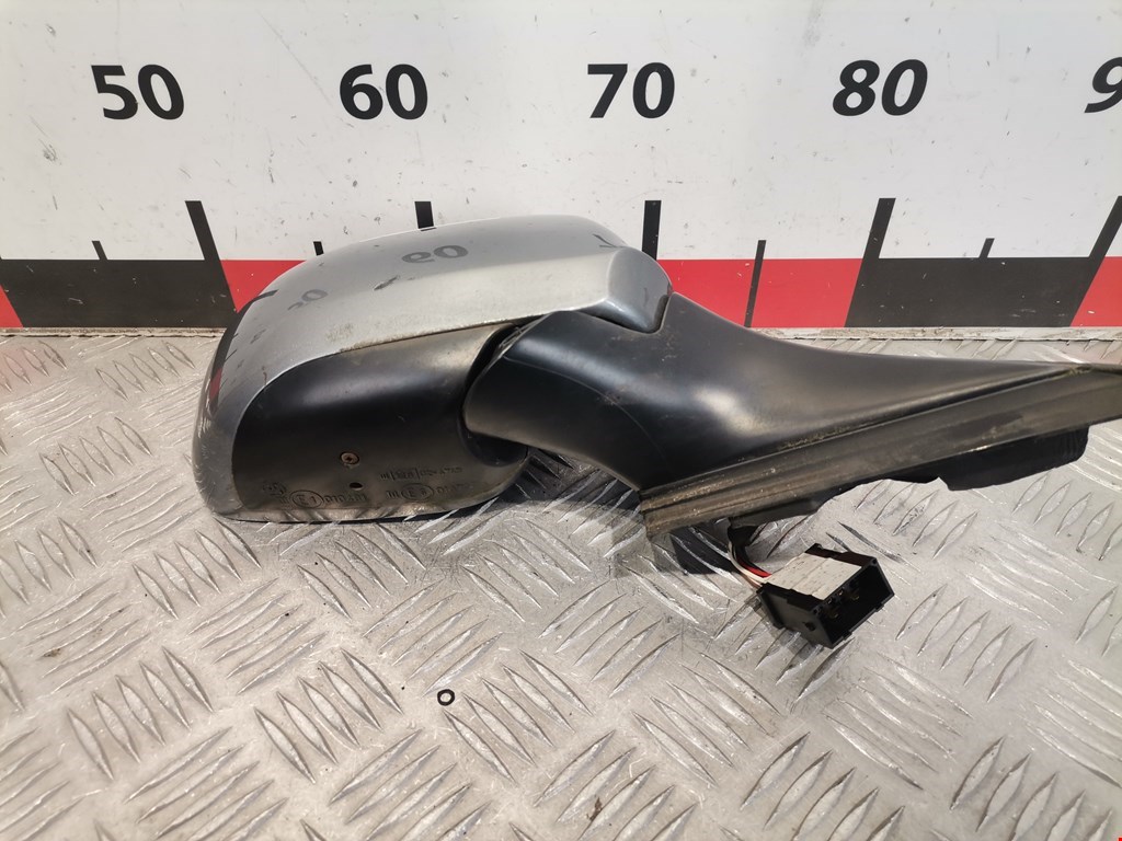 Зеркало правое AUDI A4 B5 1995-2001