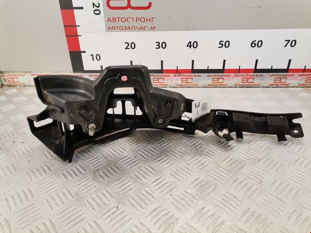 Кронштейн заднего бампера левый правый LAND ROVER Range Rover Sport 2005-2013