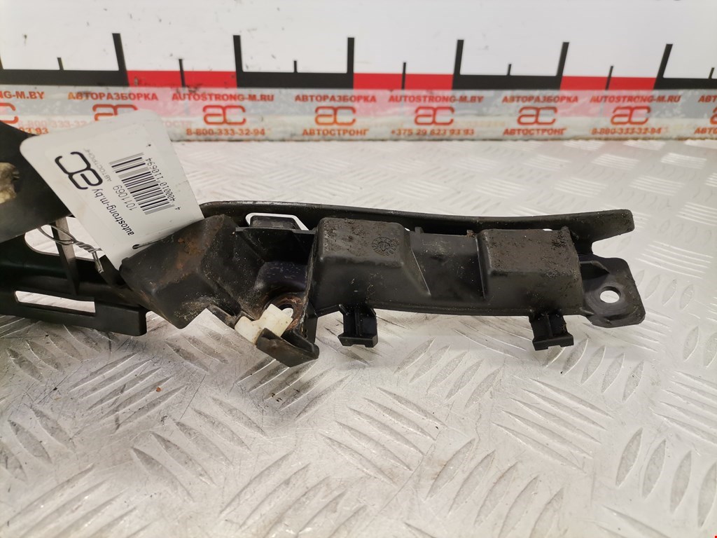 Кронштейн заднего бампера левый правый LAND ROVER Range Rover Sport 2005-2013