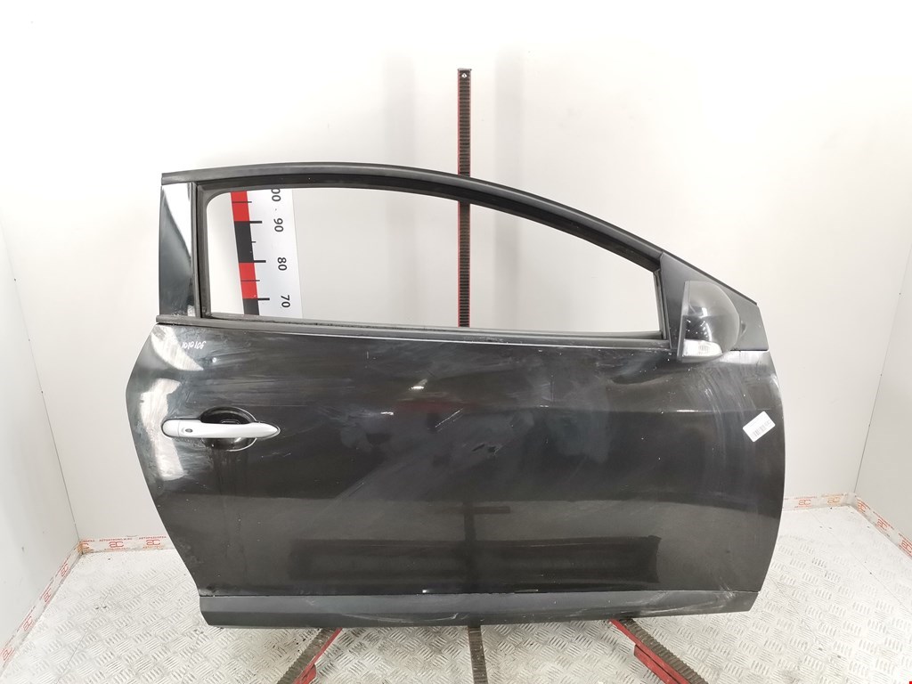Дверь передняя правая RENAULT Megane III 2009-2016
