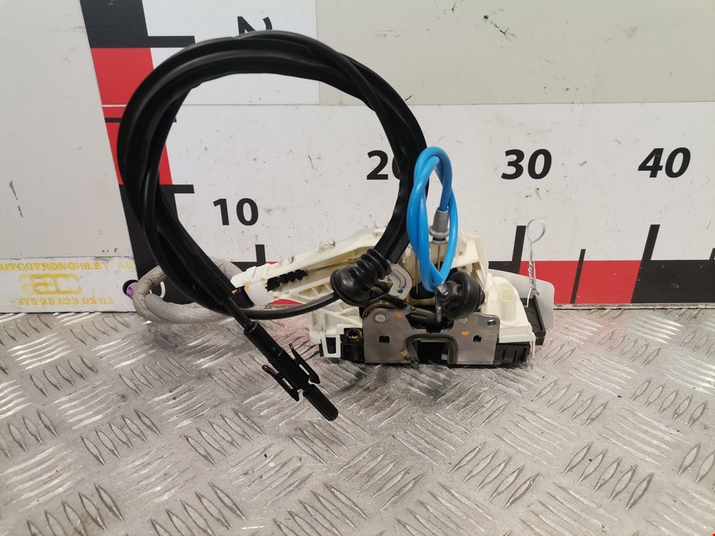 Замок двери задней правой MERCEDES-BENZ CLS-Class C218 2011-2017