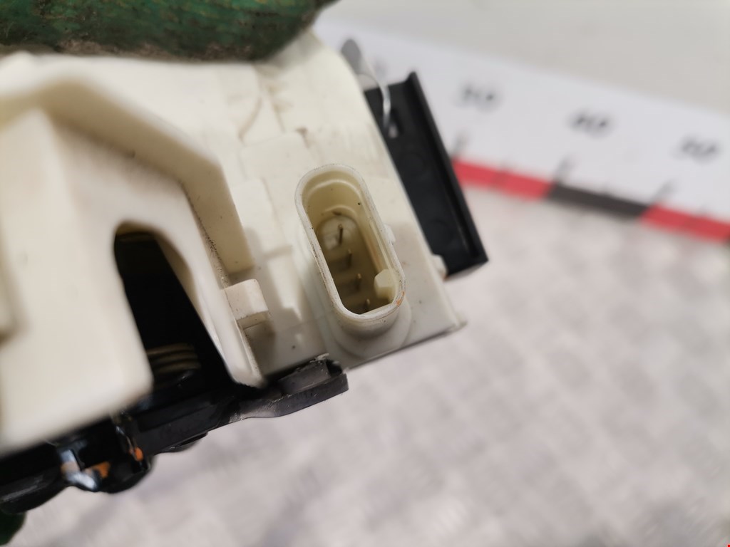 Замок двери задней правой MERCEDES-BENZ CLS-Class C218 2011-2017