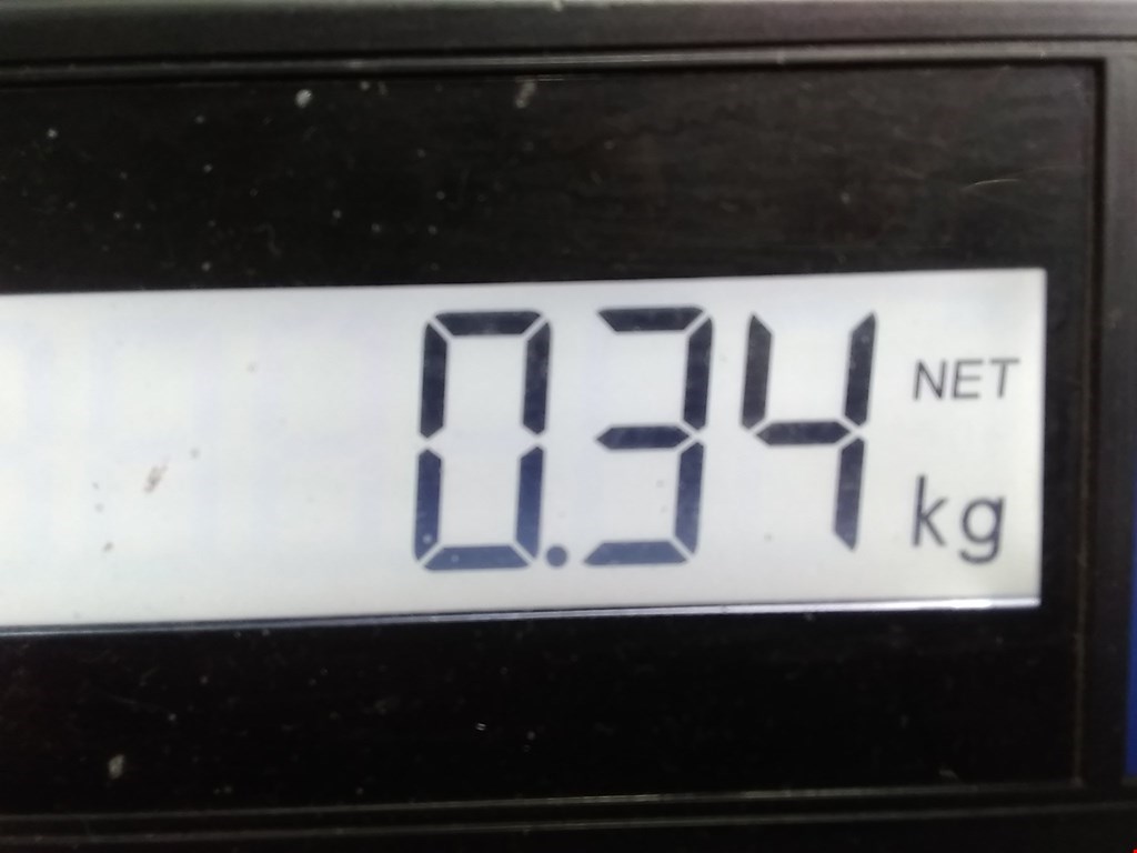 Решетка радиатора NISSAN Almera Tino 2000-2006