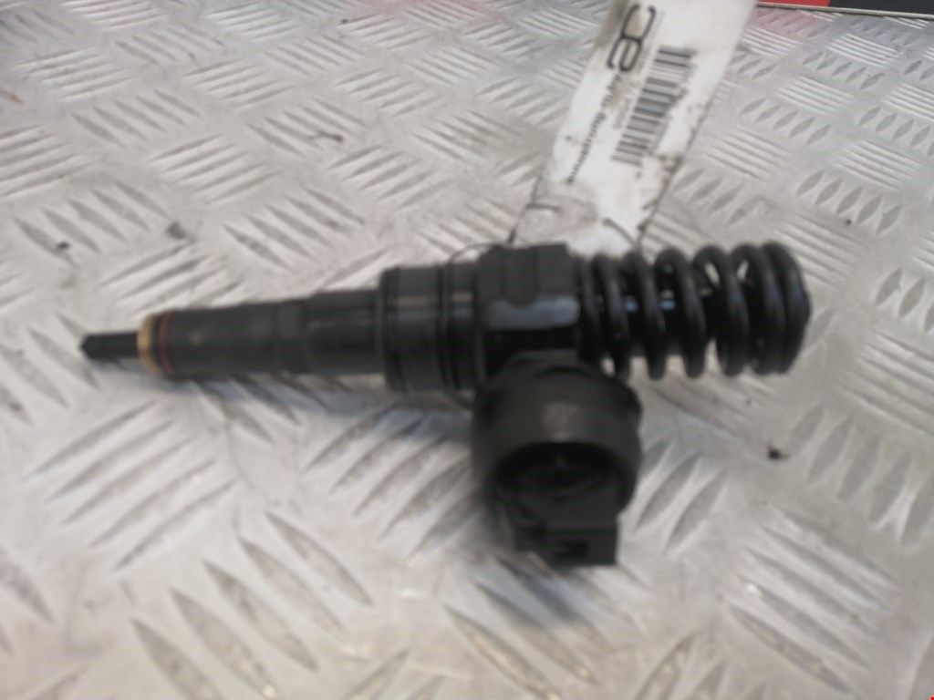 Форсунка дизельная электрическая SEAT Altea 2004-2015