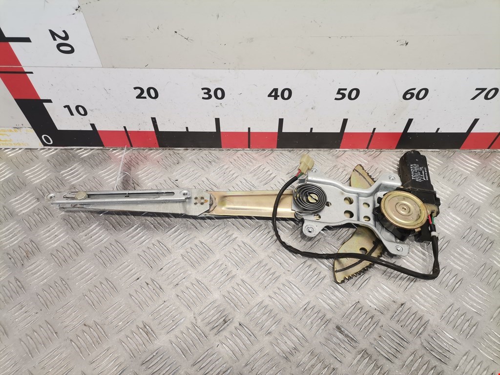 Стеклоподъемник передний левый TOYOTA Land Cruiser 70 1984-н.в.