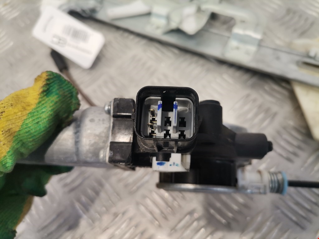 Стеклоподъемник задний правый HONDA Odyssey 2003-2008