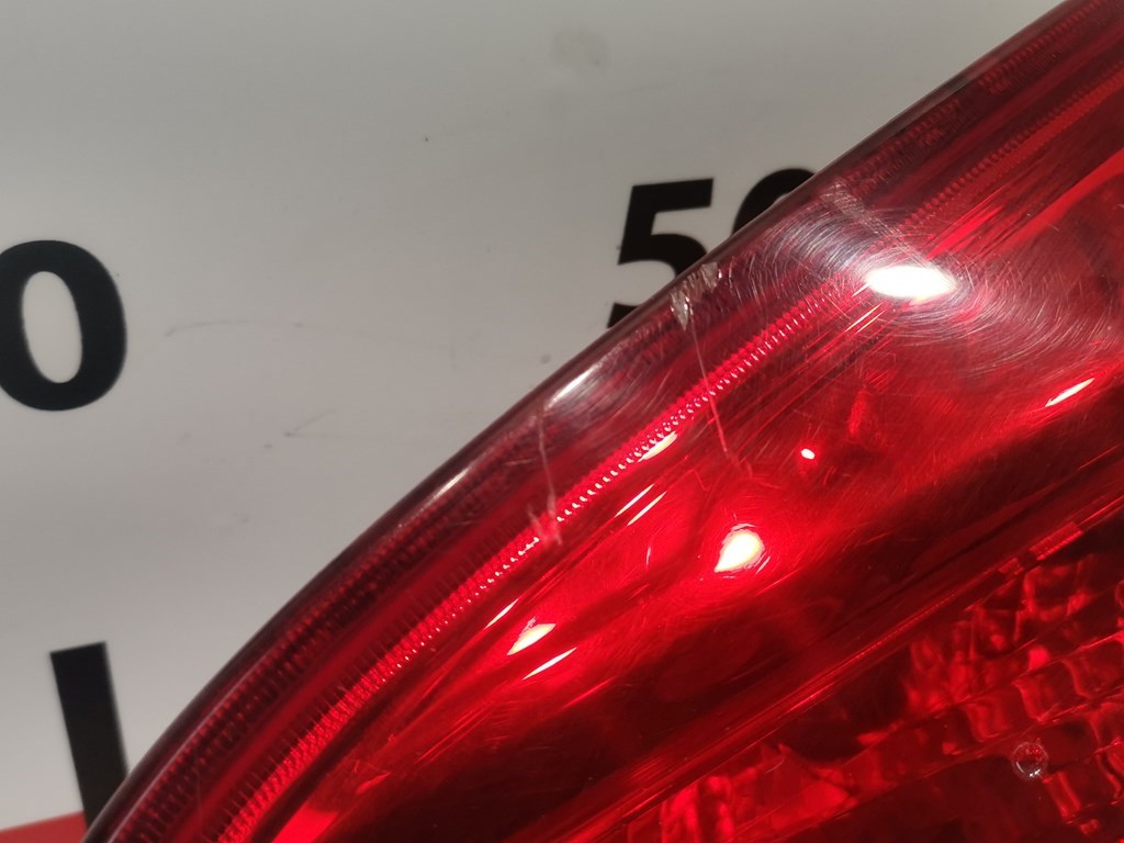 Фонарь задний внутренний правый OPEL Meriva B 2010-2018