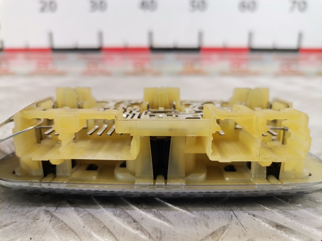 Плафон салонный (салона фонарь) CITROEN DS3 2009-2015