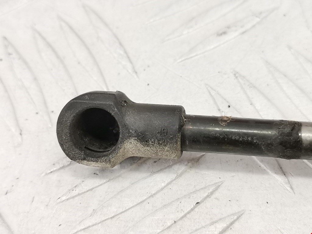 Амортизатор крышки (двери) багажника SEAT Arosa 1997-2004