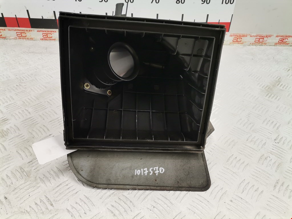 Корпус воздушного фильтра AUDI A4 B5 1995-2001