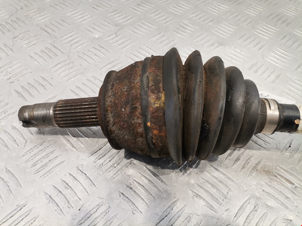 Полуось (привод, приводной вал) передняя левая OPEL Corsa C 2000-2006