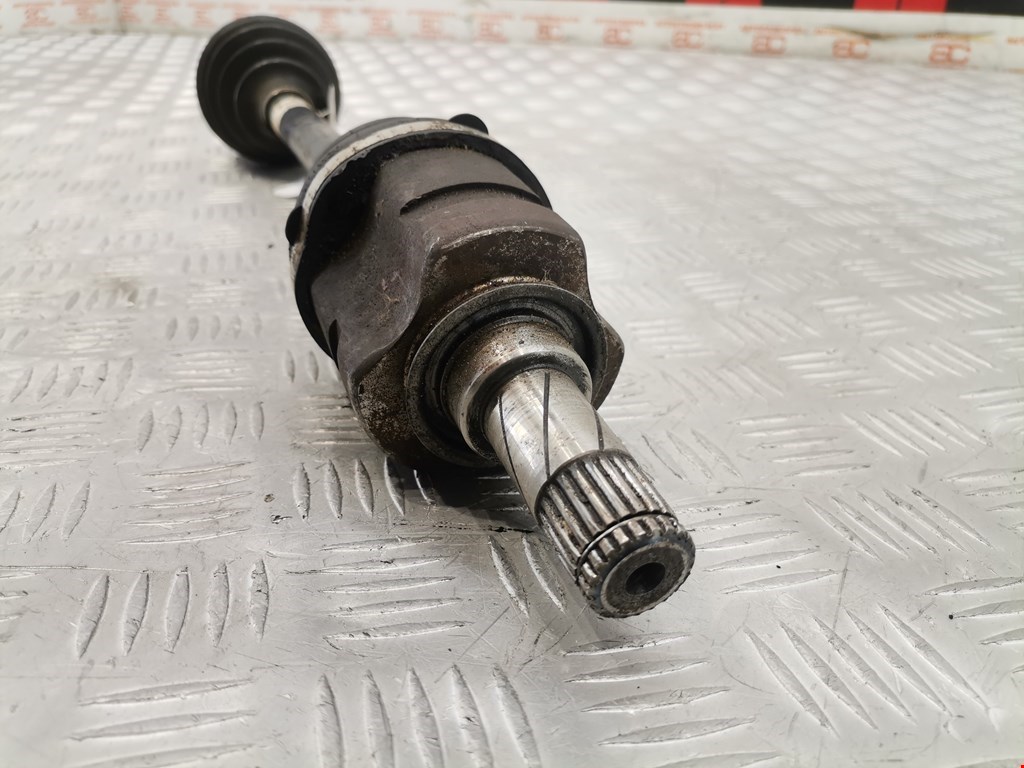 Полуось (привод, приводной вал) передняя левая OPEL Corsa C 2000-2006