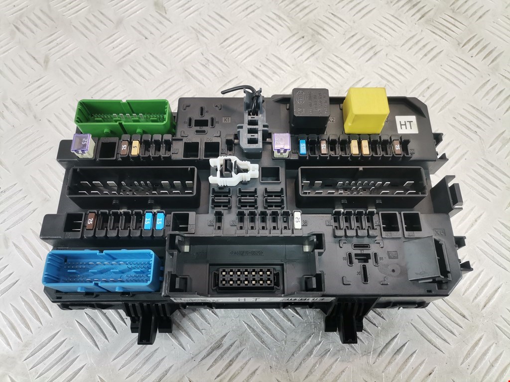 Датчик уровня в бачок омывателя OPEL Astra H/Family 2004-2015