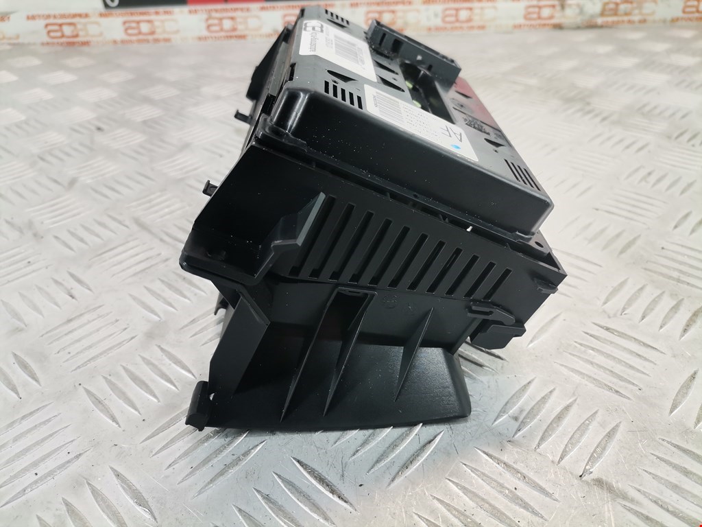 Дисплей информационный (компьютера) OPEL Astra H/Family 2004-2015