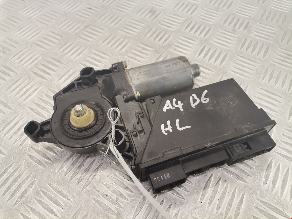 Моторчик (двигатель) стеклоподъемника AUDI A4 B6 2001-2005