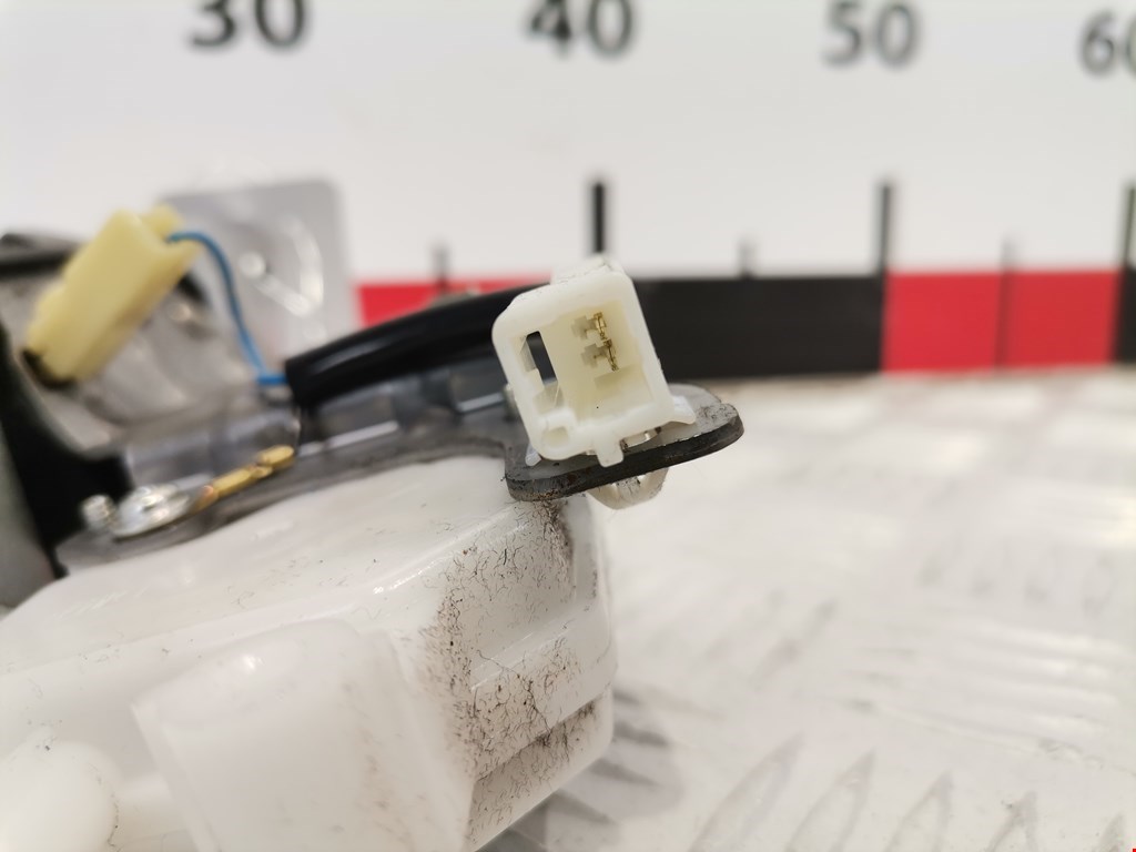 Замок багажника (крышки двери) MITSUBISHI Lancer X CX, CY,CZ 2007-2017