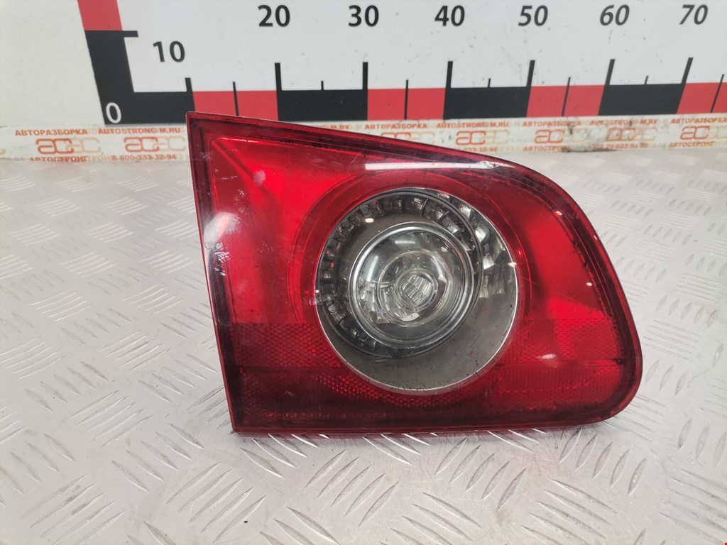 Фонарь задний внутренний левый VOLKSWAGEN Passat B6 2005-2011
