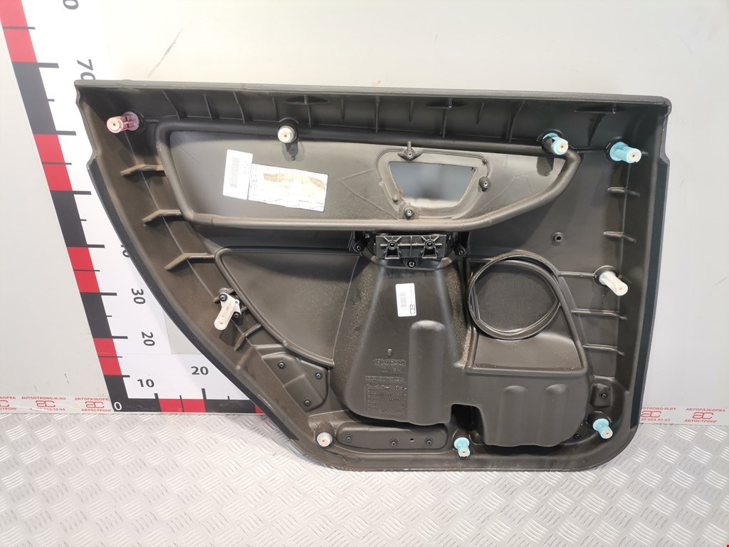 Обшивка двери задняя правая VOLVO XC90 2002-2014