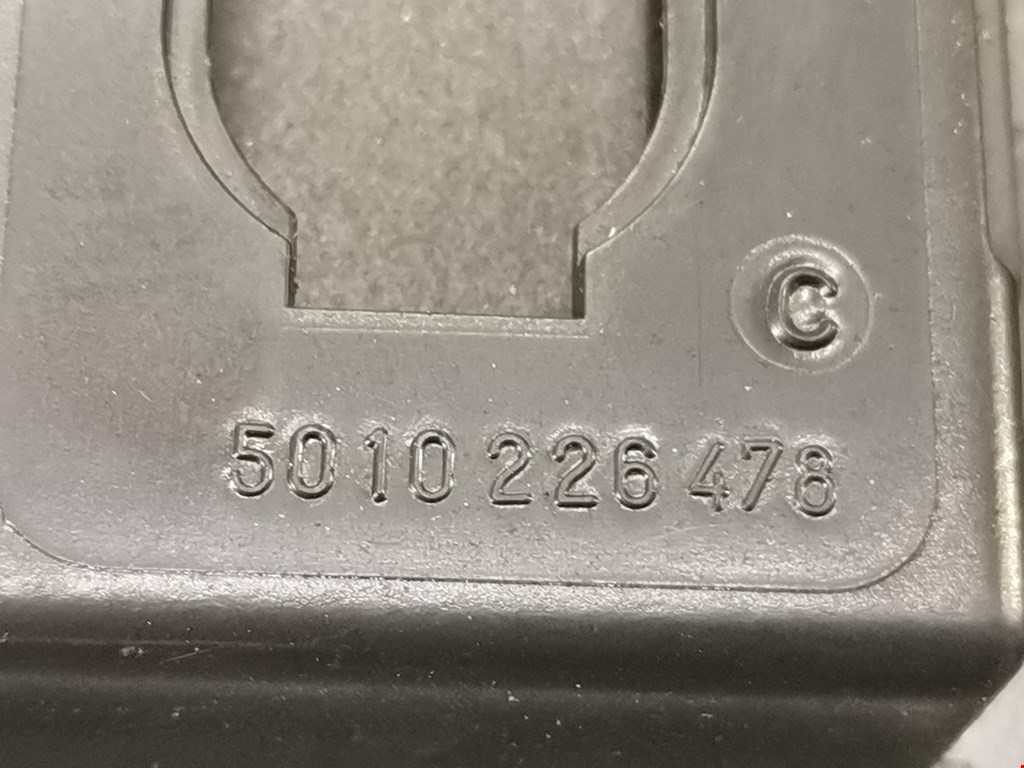 Дефлектор воздушный RENAULT Midlum 1999-2013