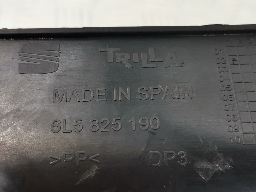 Локер (подкрылок) задний правый SEAT Cordoba 2002-2009