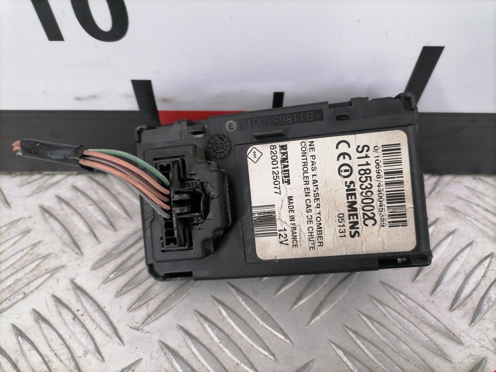 Замок зажигания RENAULT Scenic II 2003-2010