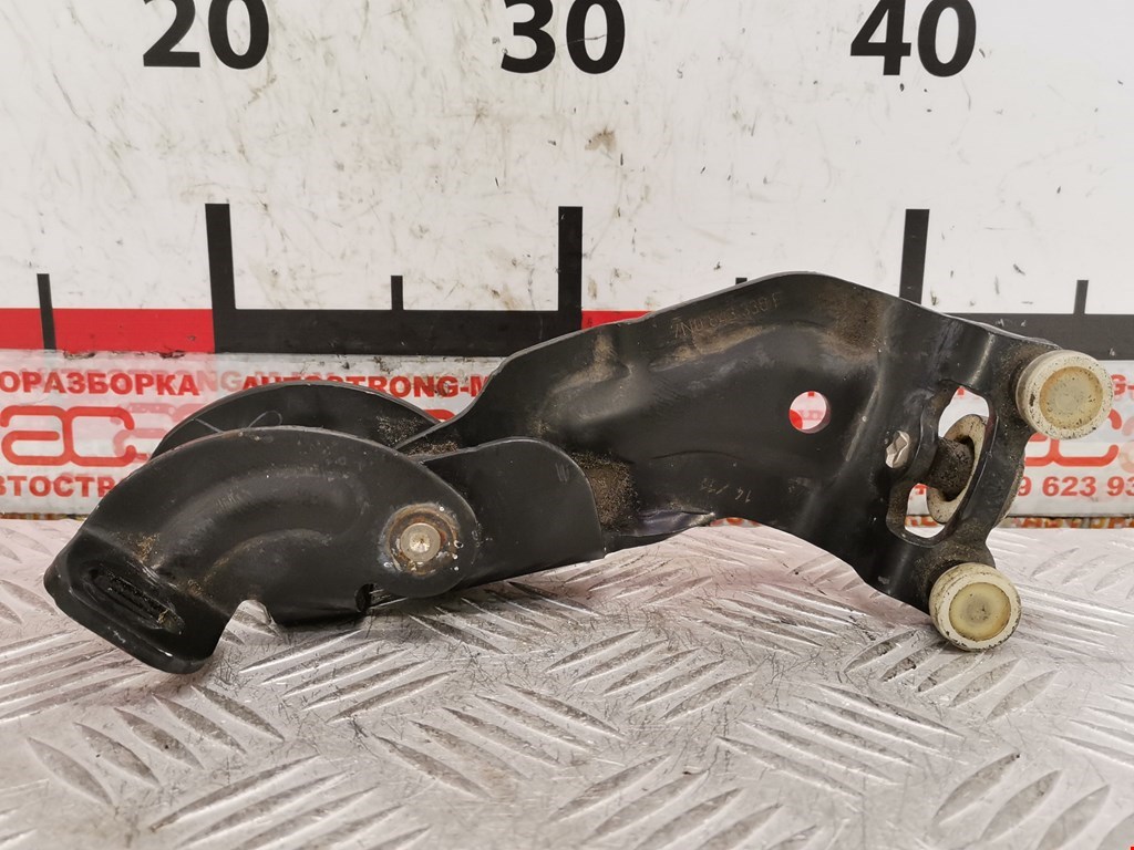 Ролик двери сдвижной (левый/правый средний верхний/нижний) VOLKSWAGEN Sharan 2010-н.в.