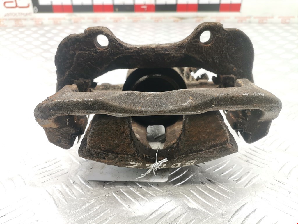 Суппорт передний правый LANCIA Phedra 2002-2010