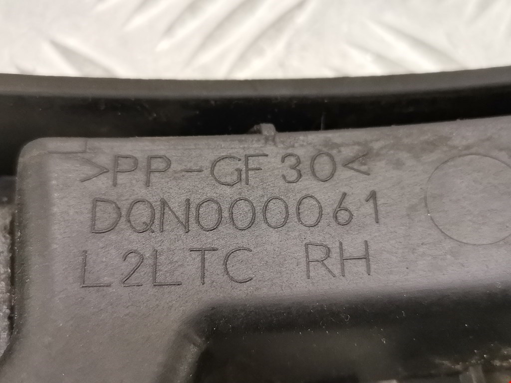 Кронштейн заднего бампера левый правый LAND ROVER Range Rover Sport 2005-2013