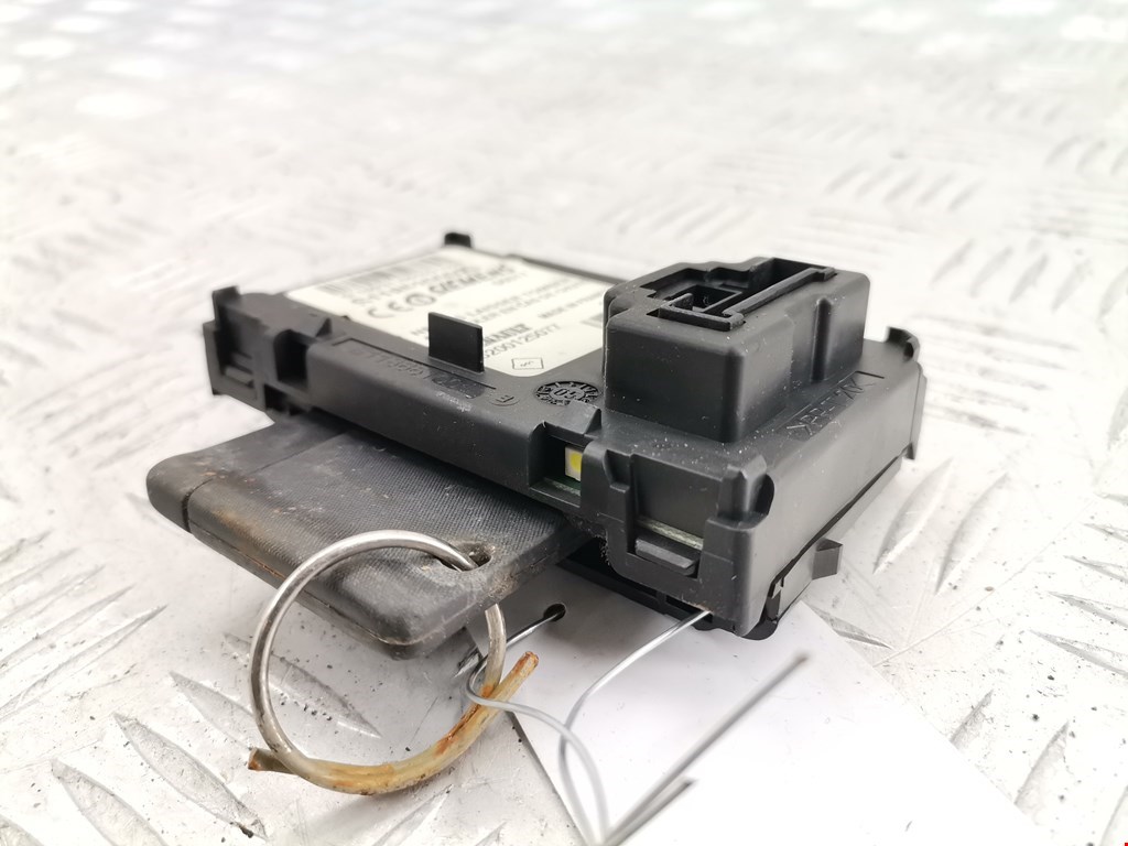 Замок зажигания RENAULT Scenic II 2003-2010