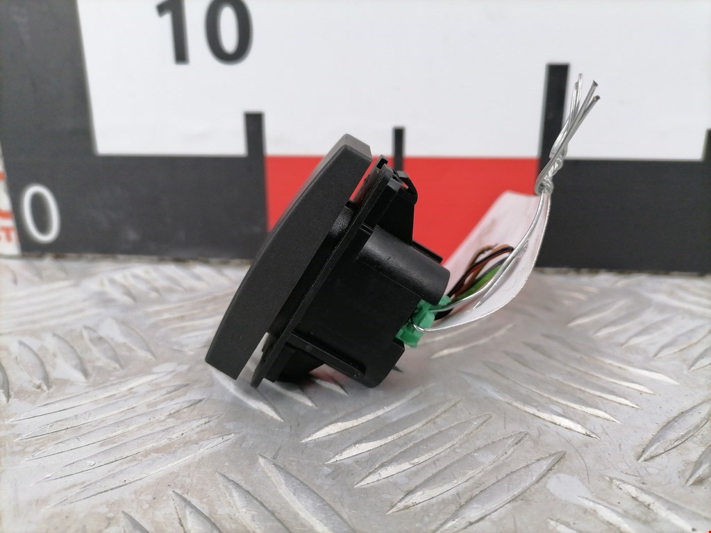 Кнопка аварийной сигнализации (аварийки) FORD C-MAX 2003-2010