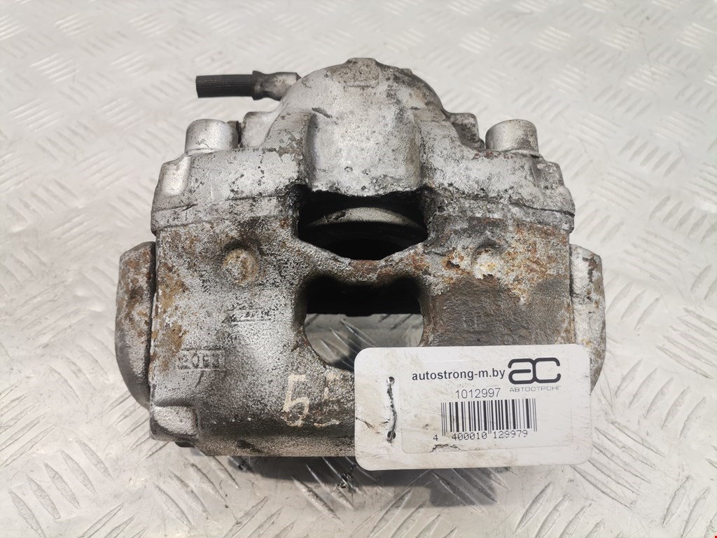 Суппорт передний правый Opel Signum (2003-2008)