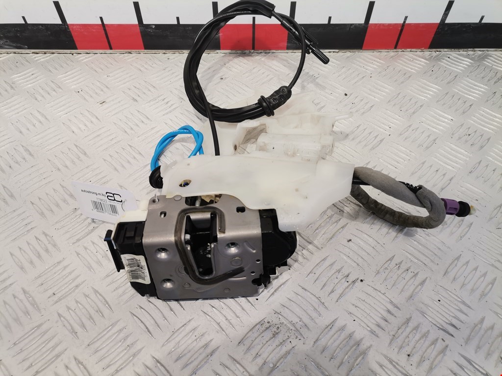 Замок двери задней левой MERCEDES-BENZ CLS-Class C218 2011-2017