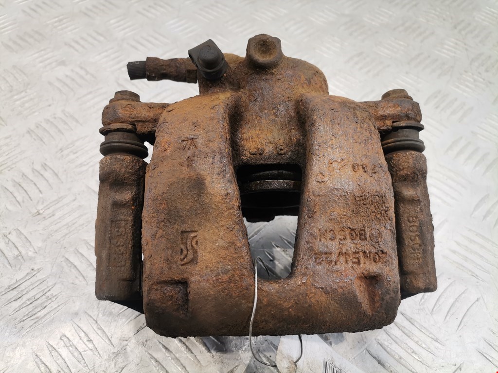 Суппорт передний правый OPEL Corsa D 2006-2014