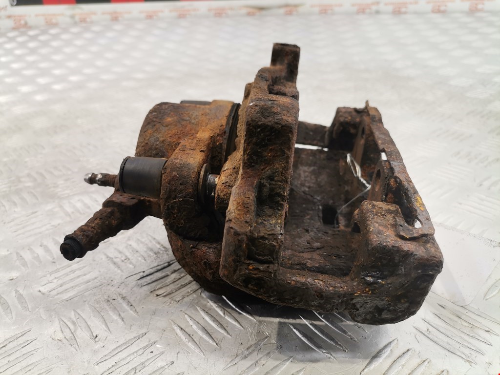 Суппорт передний левый LAND ROVER Freelander II 2006-2014