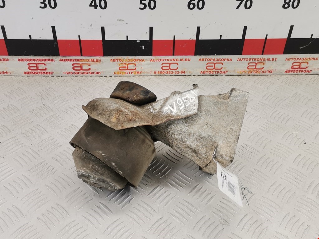 Подушка (опора) крепления двигателя Mercedes C-Class (W203) (2000-2008)