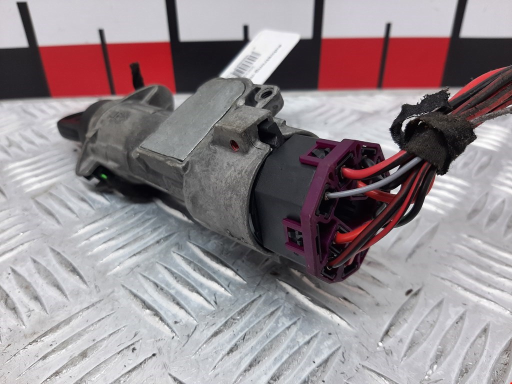 Замок зажигания VOLKSWAGEN Polo IV 2001-2009