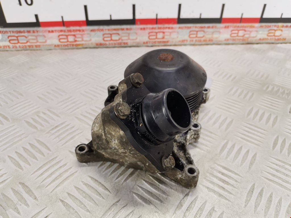 Насос водяной (помпа) BMW 3er E90/E91 2005-2012