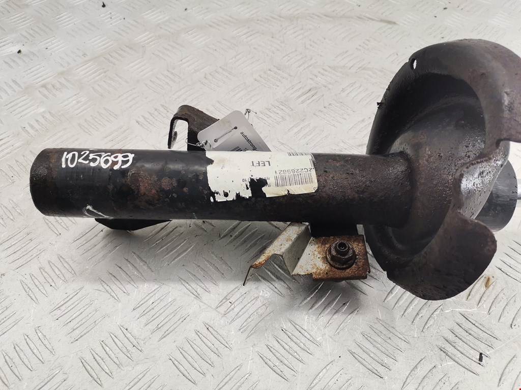 Амортизатор передний левый VOLVO C30 2006-2013