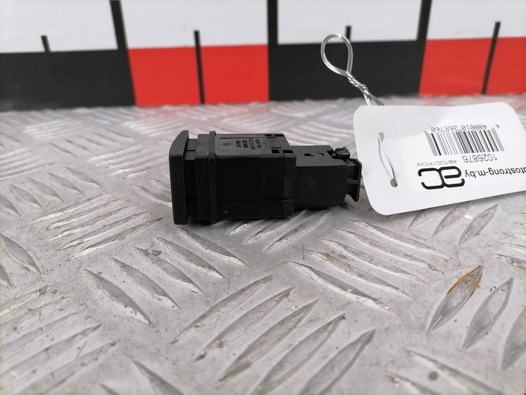 Кнопка аварийной сигнализации (аварийки) VOLKSWAGEN Polo IV 2001-2009