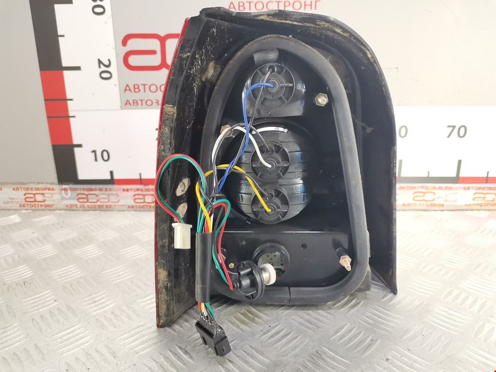 Фонарь задний правый AUDI A4 B5 1995-2001