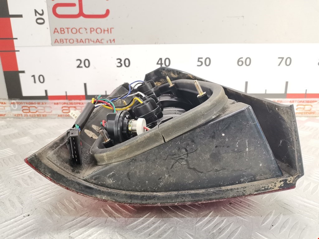 Фонарь задний правый AUDI A4 B5 1995-2001