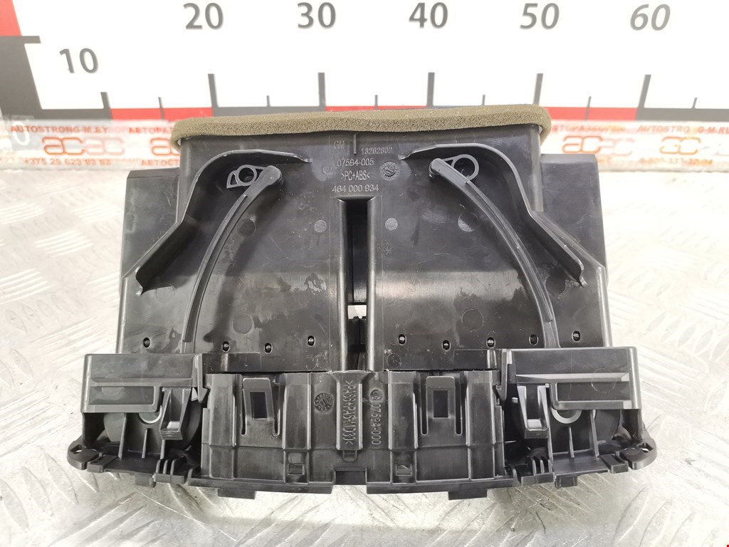 Дефлектор воздушный OPEL Meriva B 2010-2018