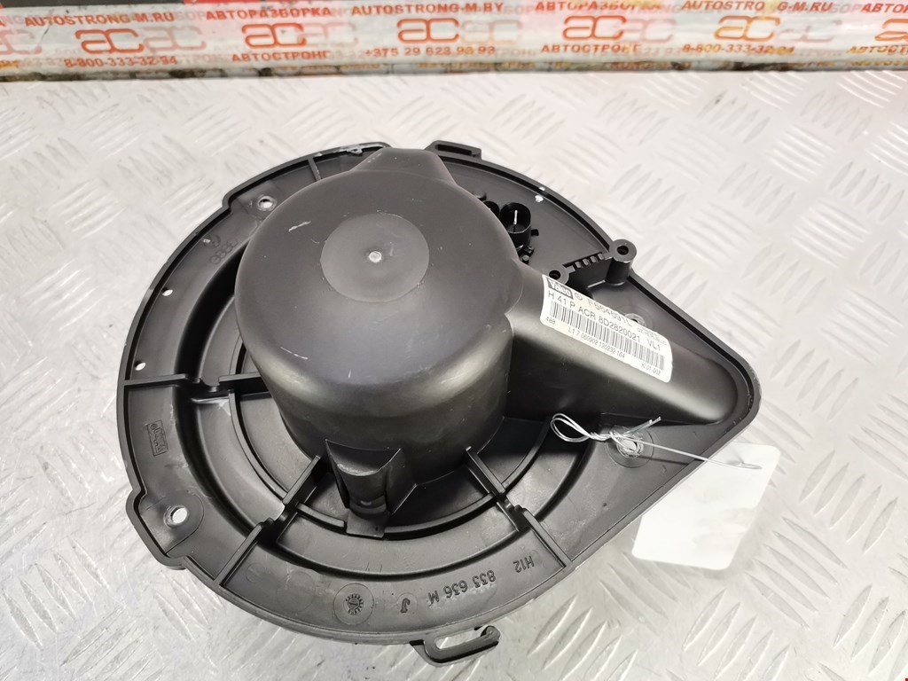 Моторчик (мотор) отопителя салона VOLKSWAGEN Passat B5 1997-2005