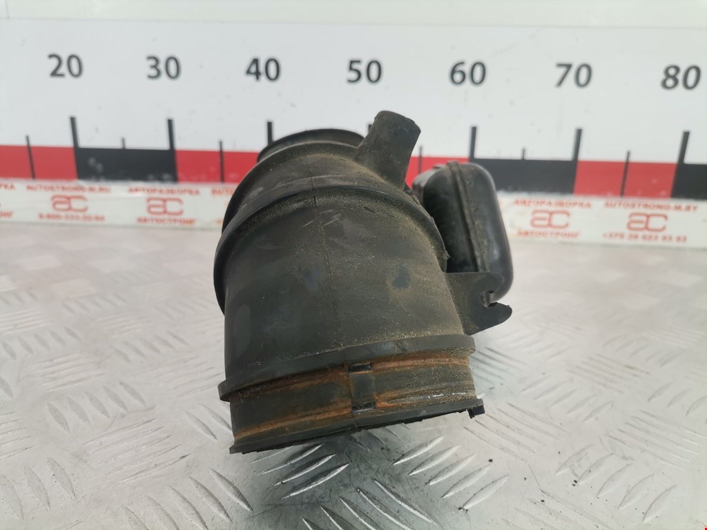 Патрубок воздушного фильтра MITSUBISHI Colt CJ 1995-2003