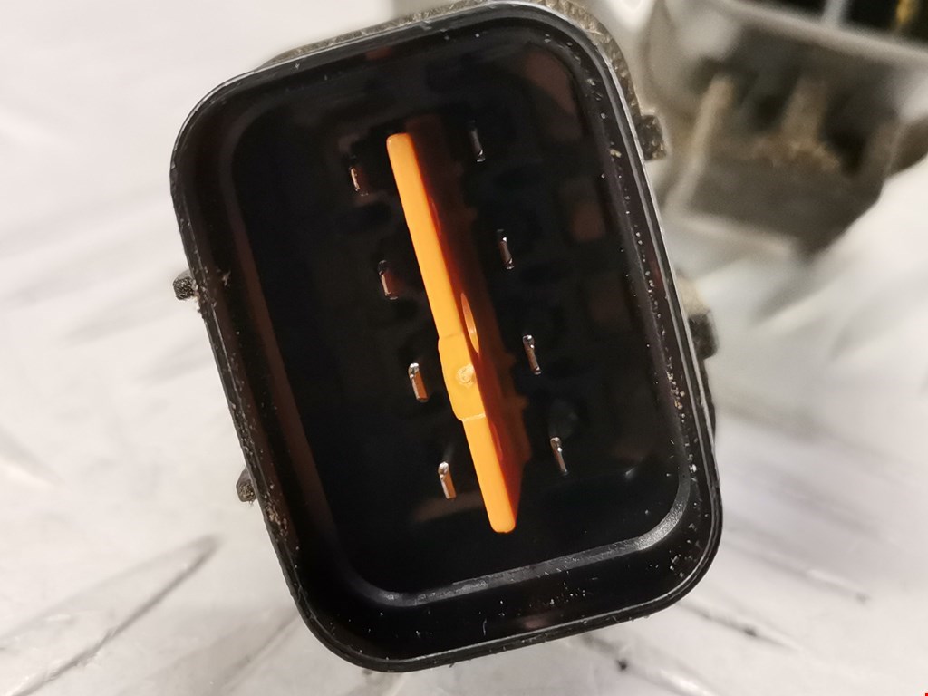 Блок ABS (насос) MITSUBISHI Colt CJ 1995-2003