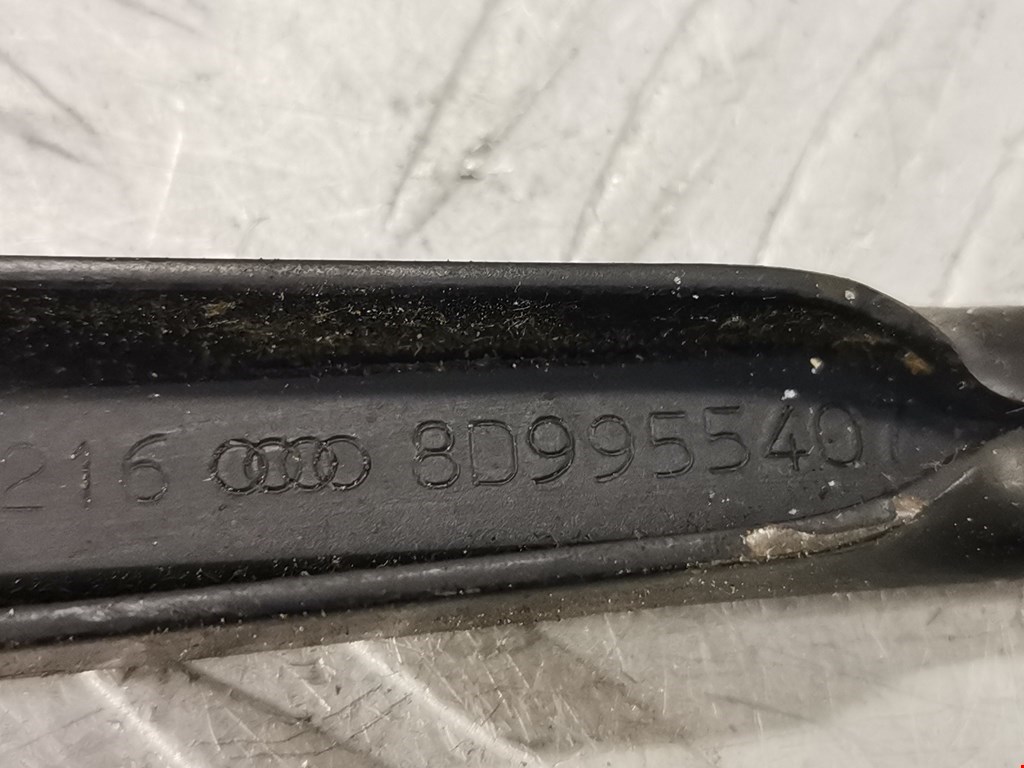 Поводок дворника задний (заднего) AUDI A4 B5 1995-2001