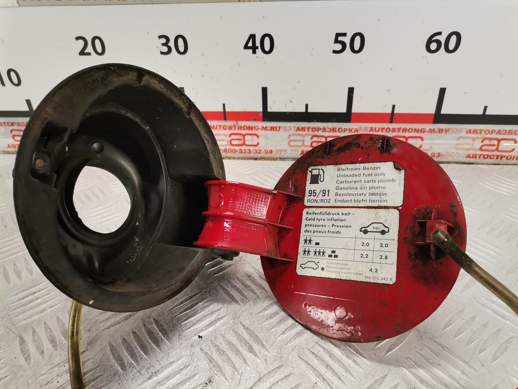 Лючок бензобака VOLKSWAGEN Passat B5 1997-2005